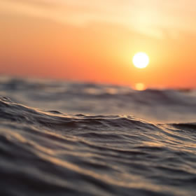 工厂食堂承包选择与发展的关键点